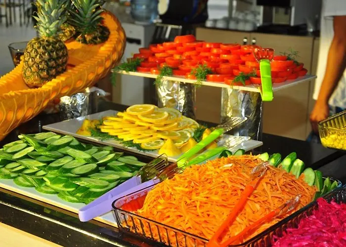 מלון World Star 3*